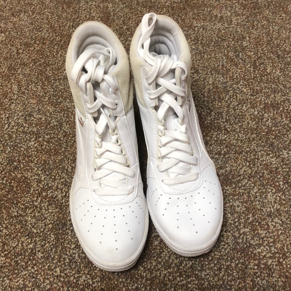 Puma Sneakers w Heels