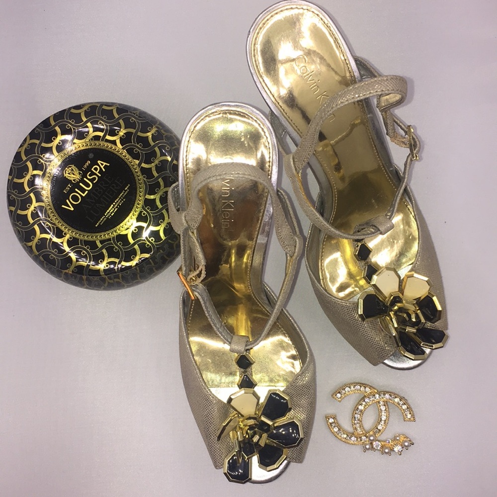 Festive Metallic Gold Calvin Klein Peep-toe Pumps