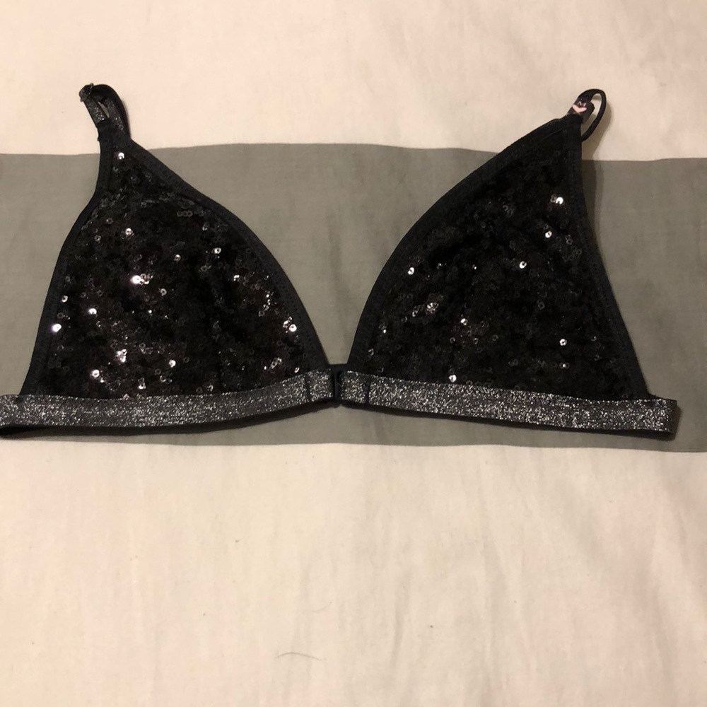 Victoria’s Secret sequin Black bralette Medium NWT