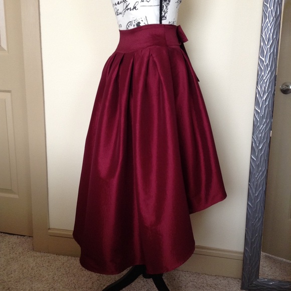 💎HP💎 Dressy Skirt - Burgundy Red - Picture 2 of 7