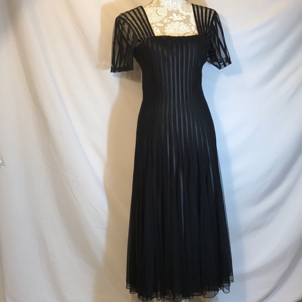 NWT JS Collection black vertical stripe occasion👗