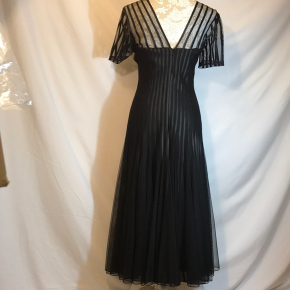 NWT JS Collection black vertical stripe occasion👗 - Picture 4 of 8
