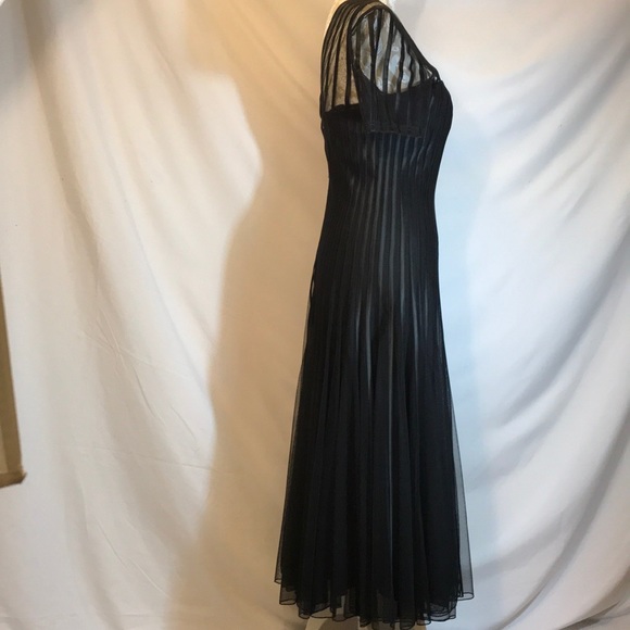 NWT JS Collection black vertical stripe occasion👗 - Picture 6 of 8