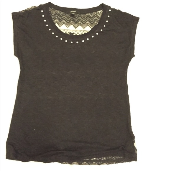 Forever 21 Black top with all lace back