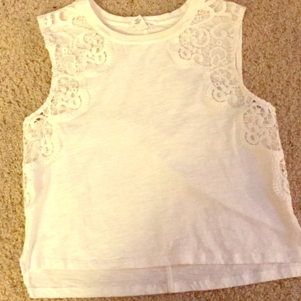 White lace shoulder tank