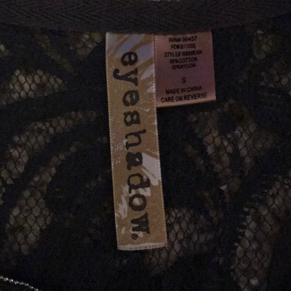 Blue lace shirt - Picture 3 of 3