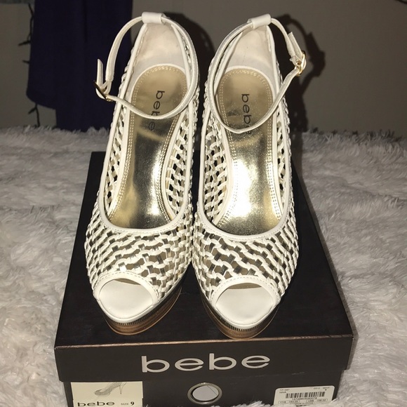 NIB Ankle Strap Heels - Picture 2 of 6