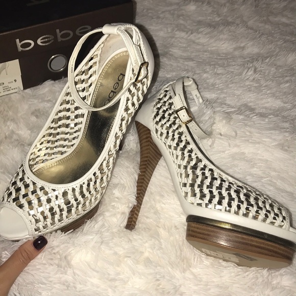 NIB Ankle Strap Heels - Picture 5 of 6