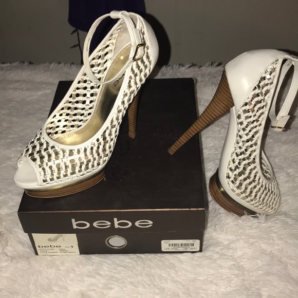 NIB Ankle Strap Heels - Picture 6 of 6