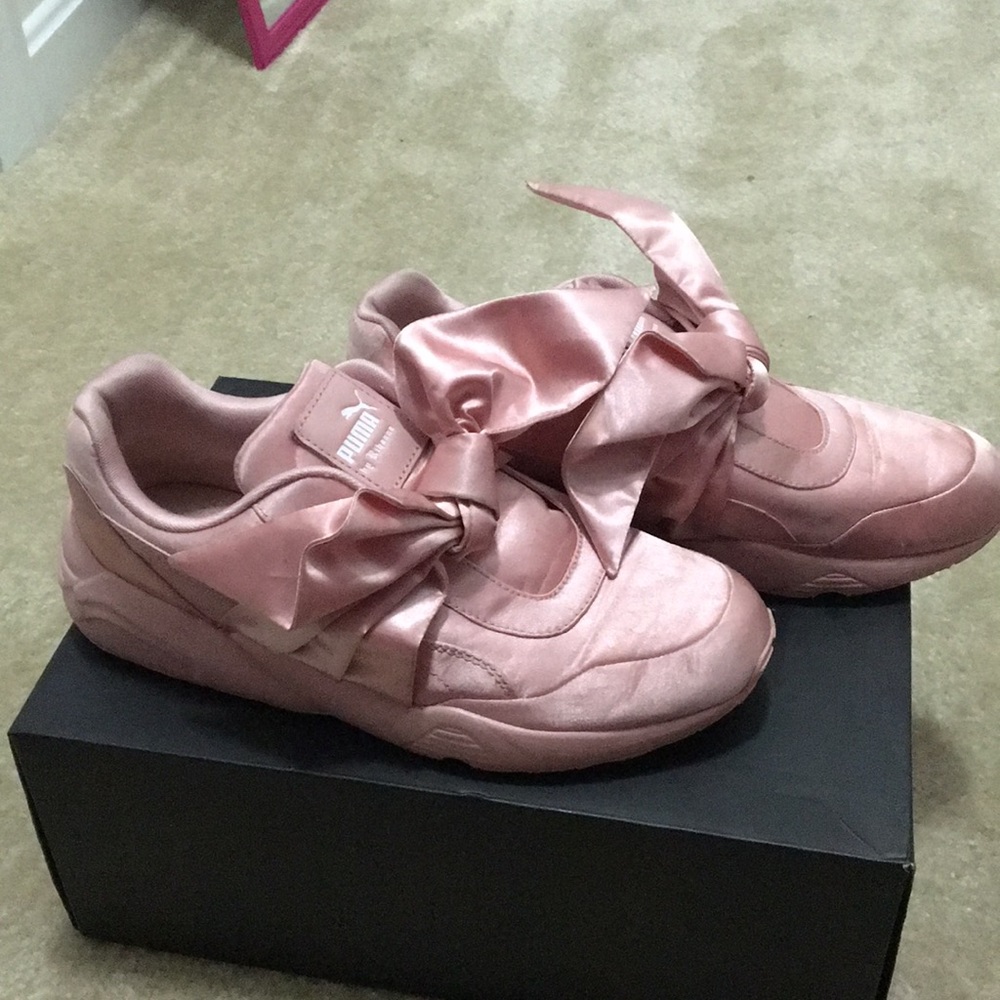 Puma by Rihanna Bow Sneakers