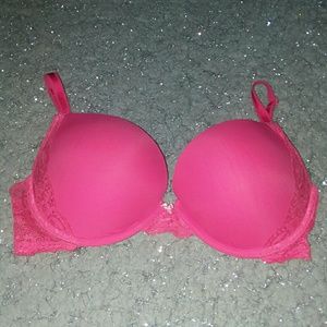 Victoria's Secret Magenta Dream Angels Push-Up Bra