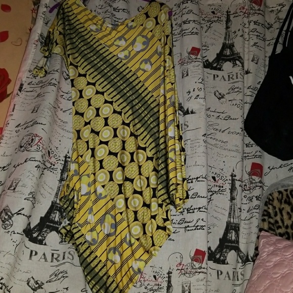 Dress - Picture 3 of 4