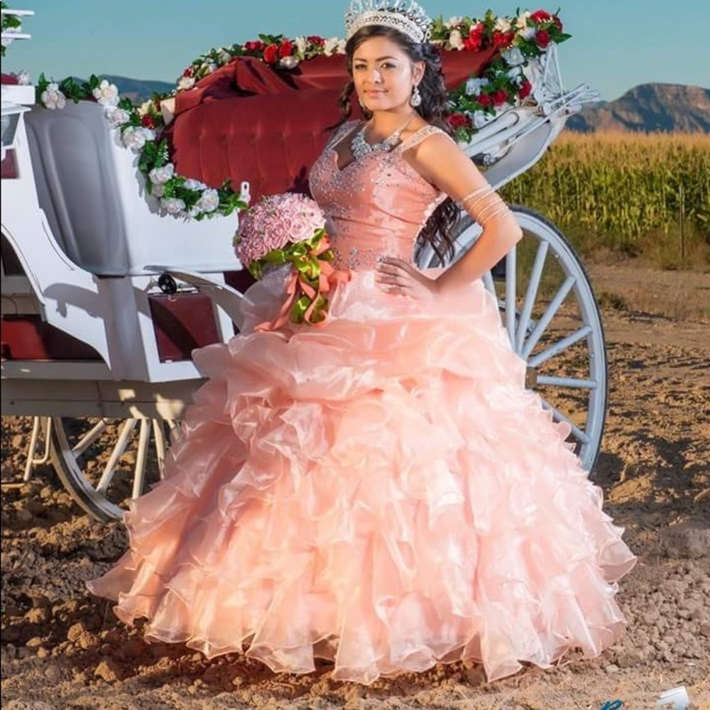 Beautiful peach dress size M