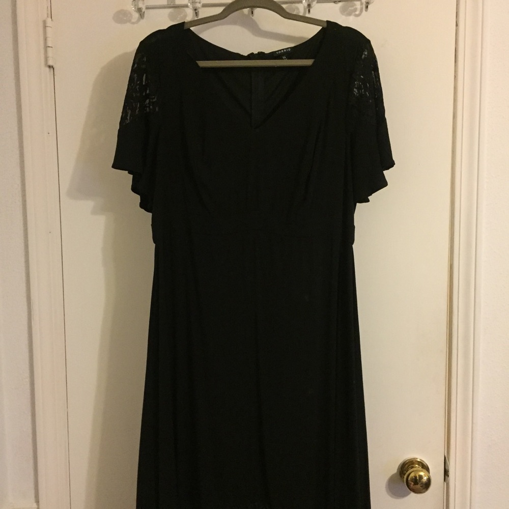 Torrid black lace maxi dress