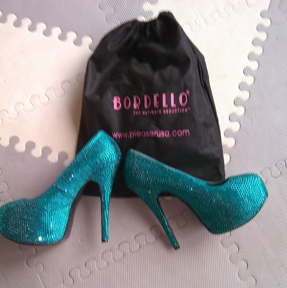 🇺🇸🇺🇸High End Fashion Teal Rhinestone Heels