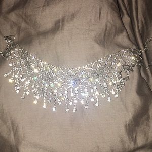 Beautiful rhinestone choker