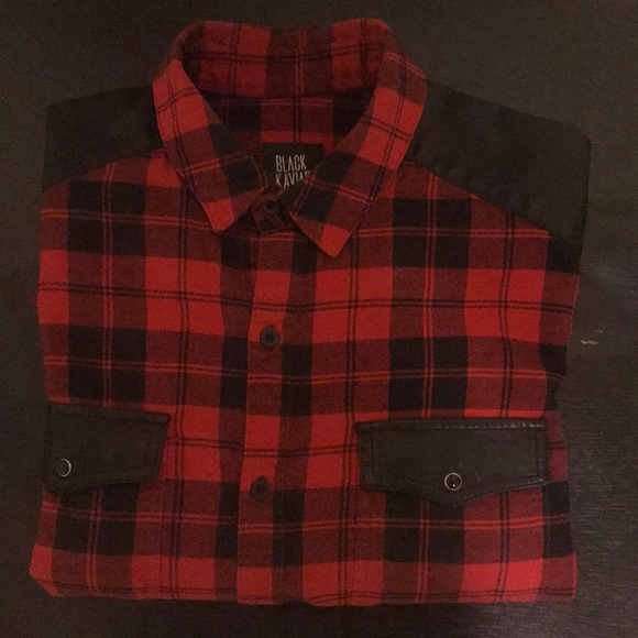 Medium sized ”Black Kaviar” button-up shirt - Picture 7 of 7