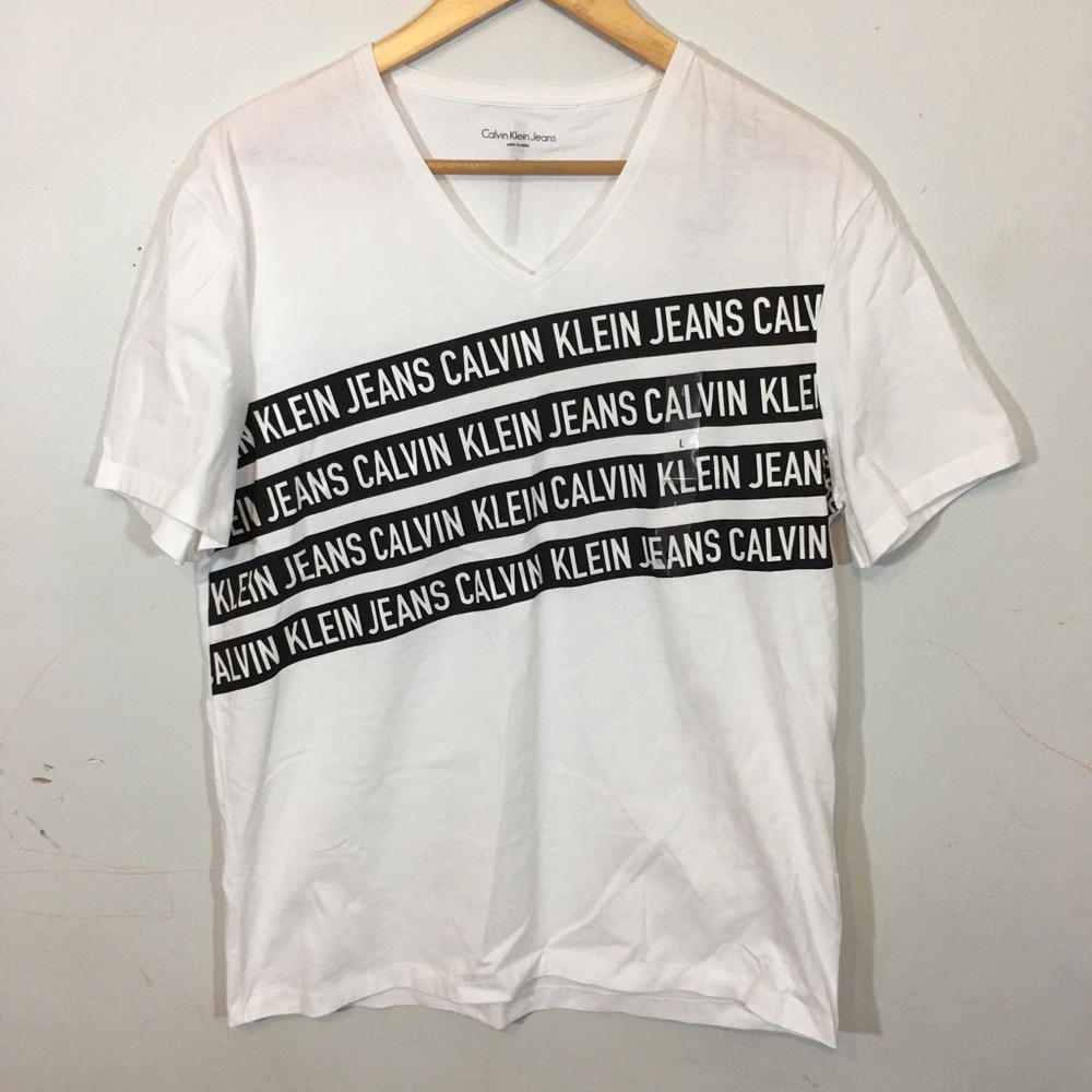 Calvin Klein White printed shirt : L