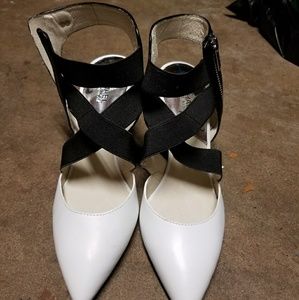 NEW! Michael Kors Heels Size 10