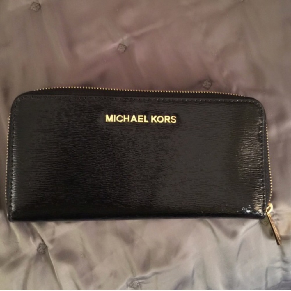 MICHAEL KORS BLACK WALLET