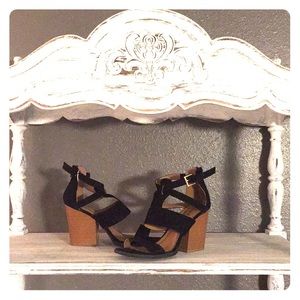 Quipid Black Leather Heels