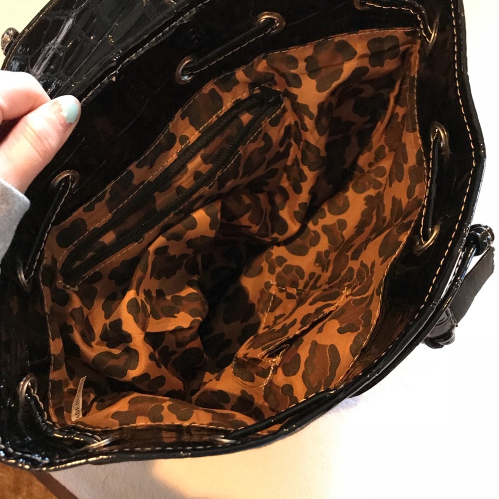 Back pack - Picture 2 of 3