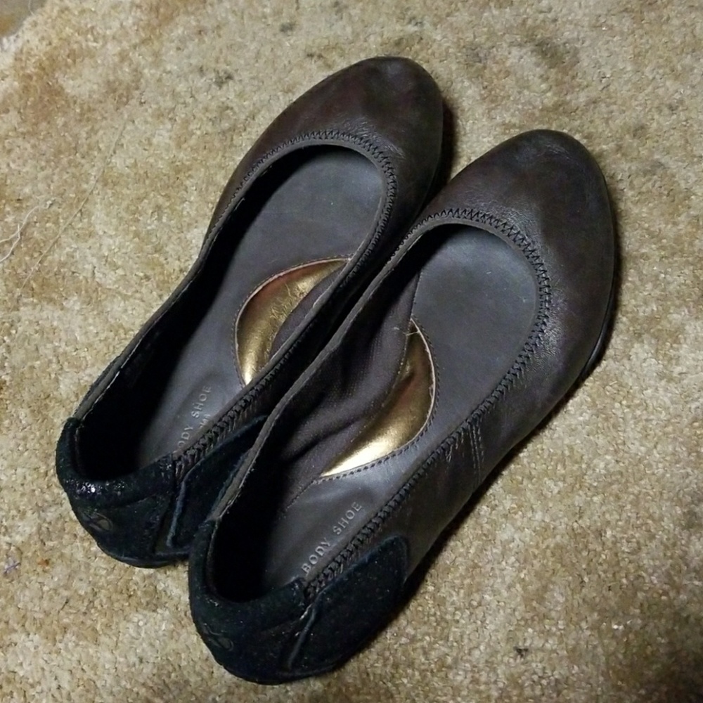 The Body Shoe Hush Puppies Size 8