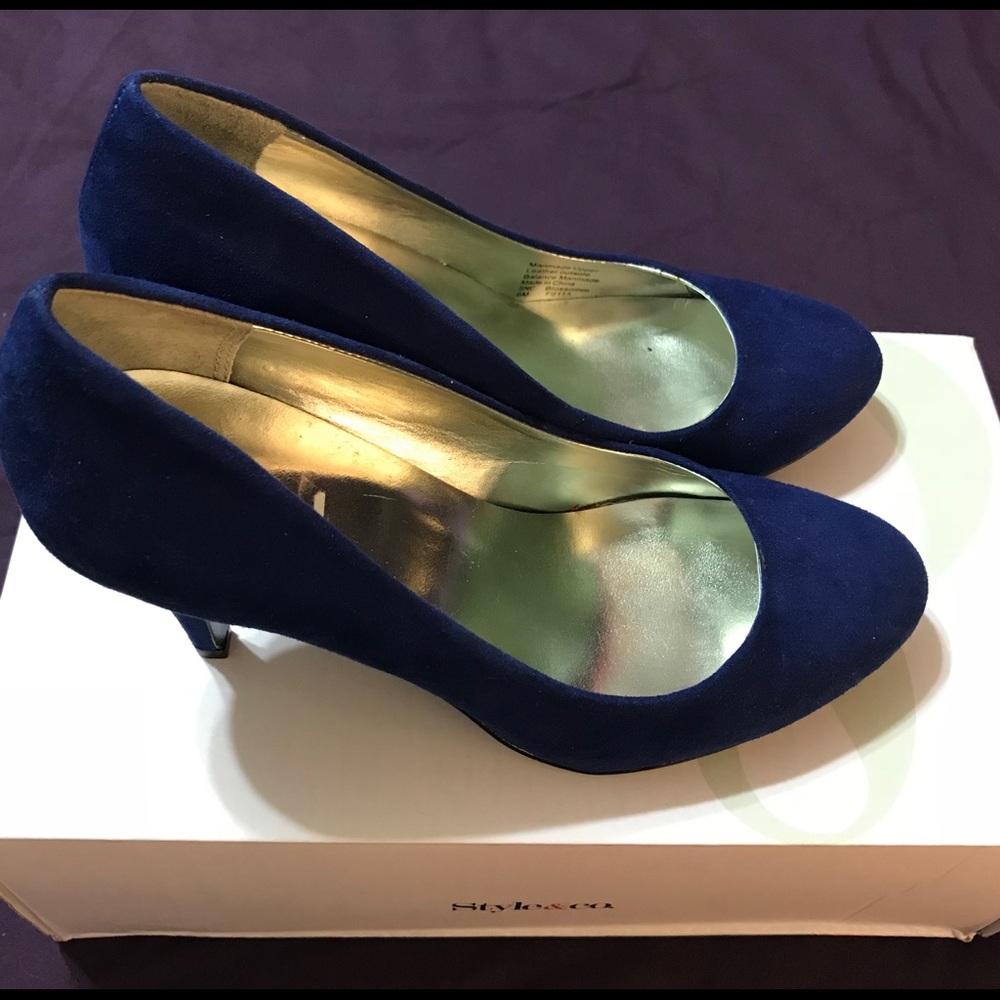 Style & Co. blue heels. Size 6. New w/o tags. - Picture 4 of 5