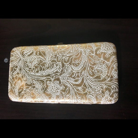 Metallic Gold Wallet - Picture 3 of 3