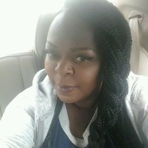 Meet your Posher, Latasha