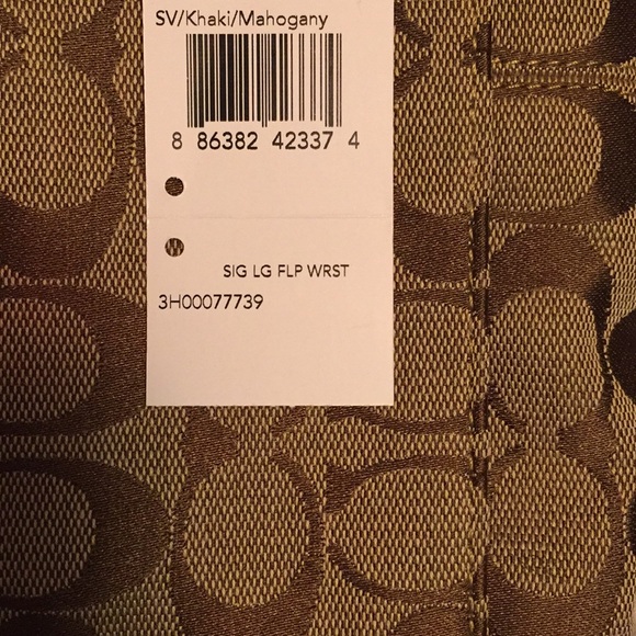 Authentic Coach Clutch - Picture 7 of 7