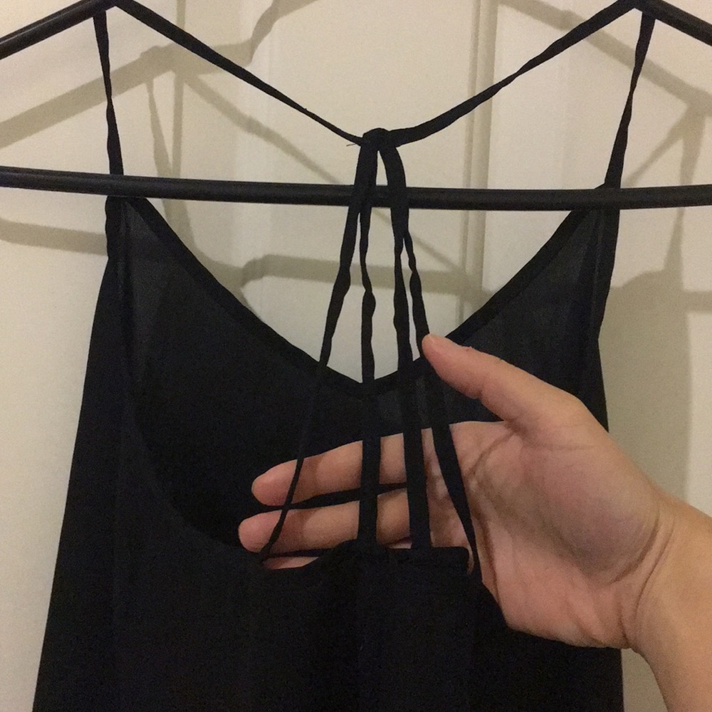 Black tank - Picture 3 of 4