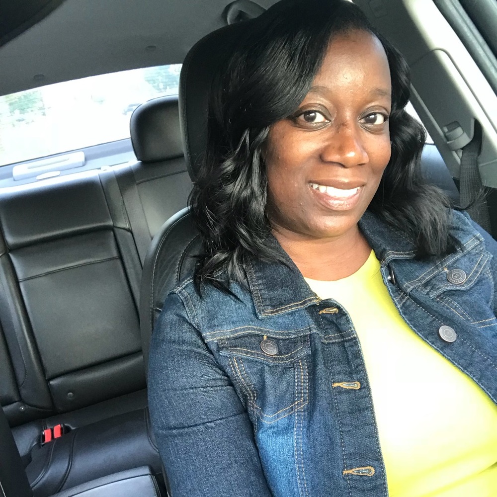 Meet your Posher, Saronita