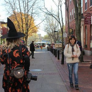 Meet your Posher, Myung ae