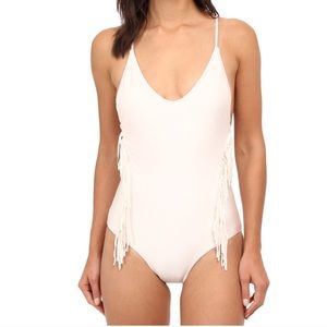 Amuse society one piece