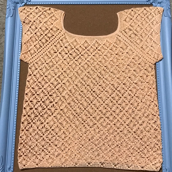 Vintage peach crochet top - Picture 2 of 5