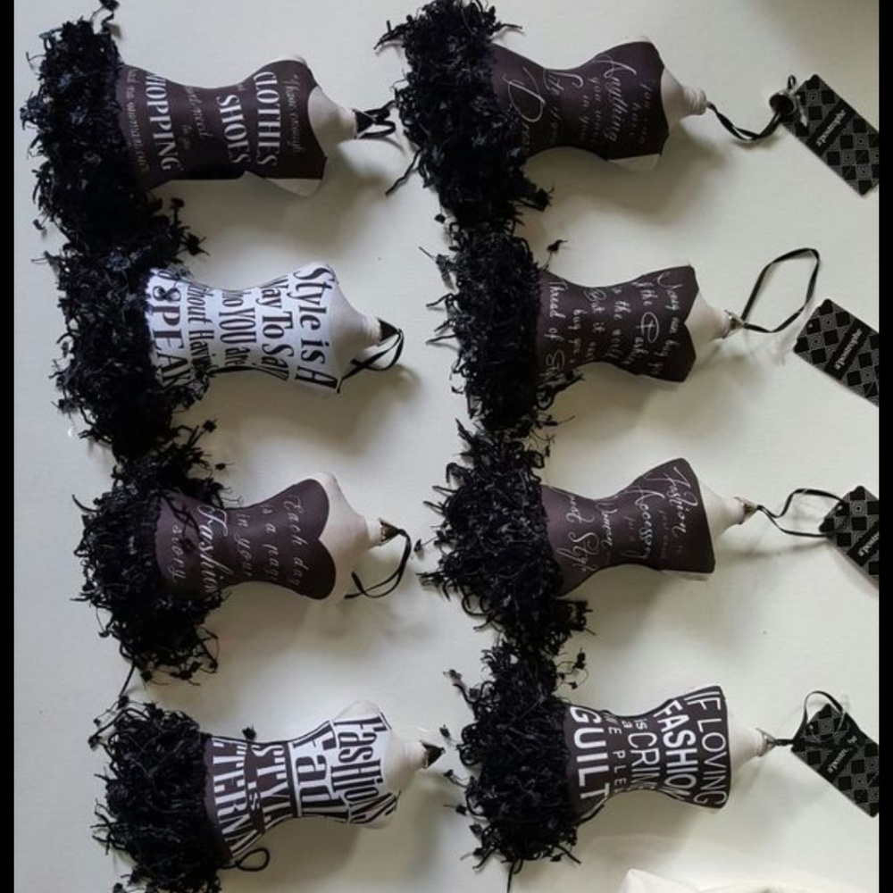 APOSTROPHE DOLL DECO $27each