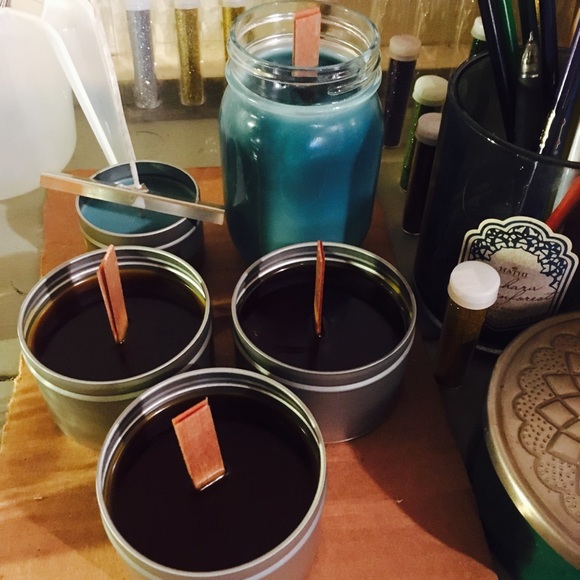 💜 Wood wick candles!! 3 for $13🚫 sold out 🚫 - Picture 2 of 7