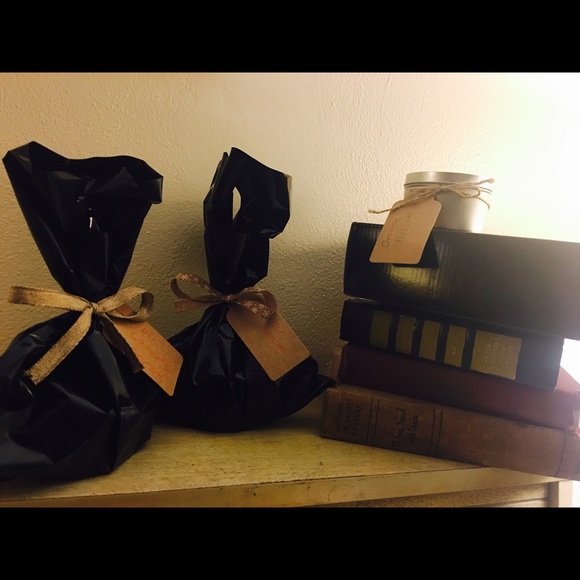 💜 Wood wick candles!! 3 for $13🚫 sold out 🚫 - Picture 7 of 7