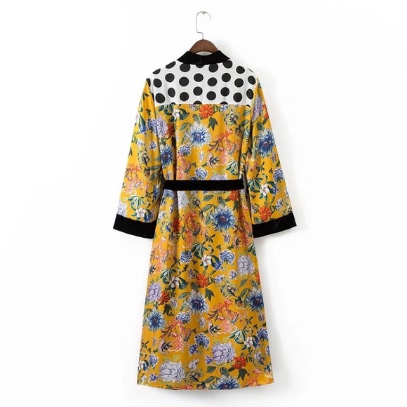 LAST ONE!  NWT Patchwork Floral Kimono Robe L - Picture 2 of 7