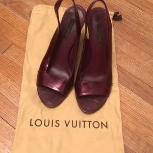 Louis Vuitton Purple Patent Leather Pumps