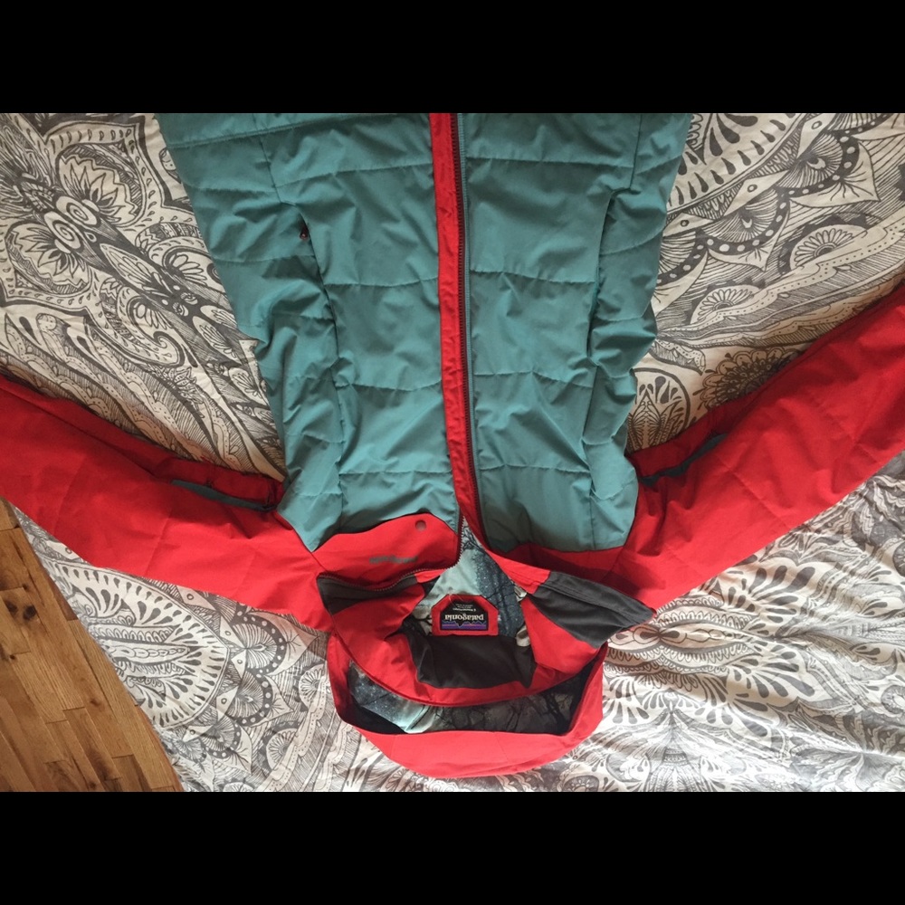 2016 Patagonia ski / snowboard jacket