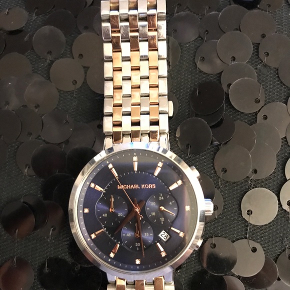 Micheal Kors Watch(unisex) main image 4