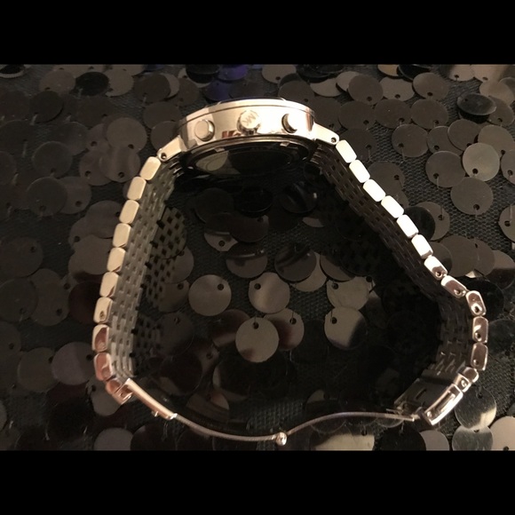Micheal Kors Watch(unisex)