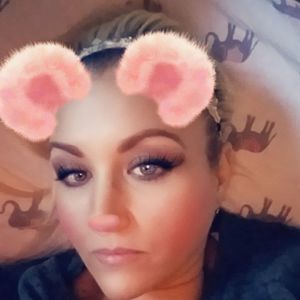 Meet your Posher, Becky