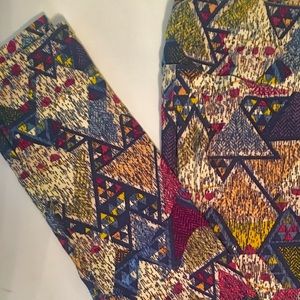 2017 Holiday LuLaRoe Leggings TC (no up-charge)