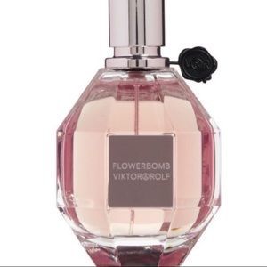 Flower bomb Viktor&Rolf 3.4oz🌷