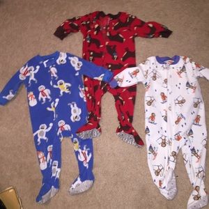 Bundle of 3 Carter’s Pajamas 12m