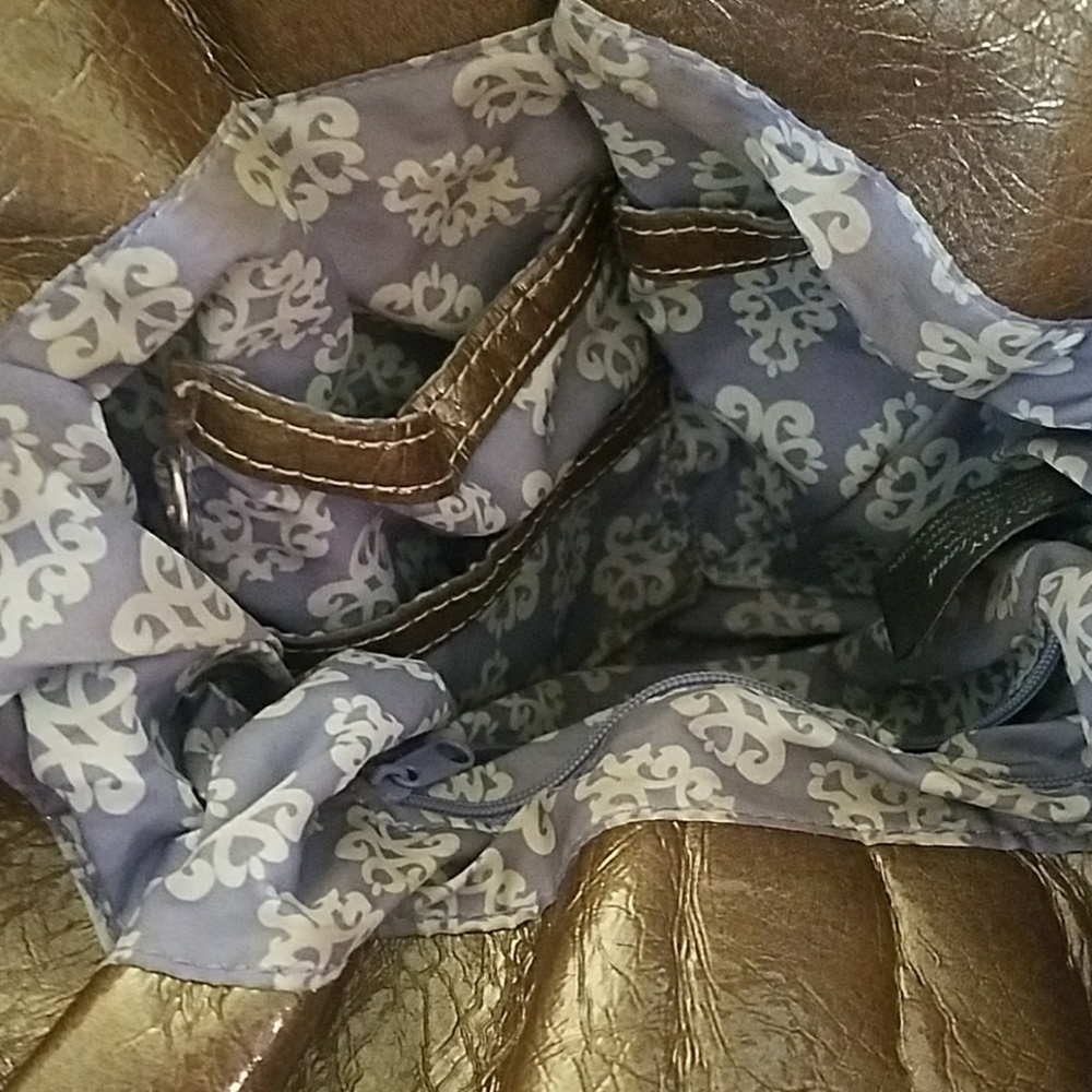 Purse - Picture 3 of 4