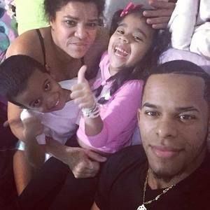 Meet your Posher, Ariel